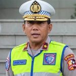 1006376885